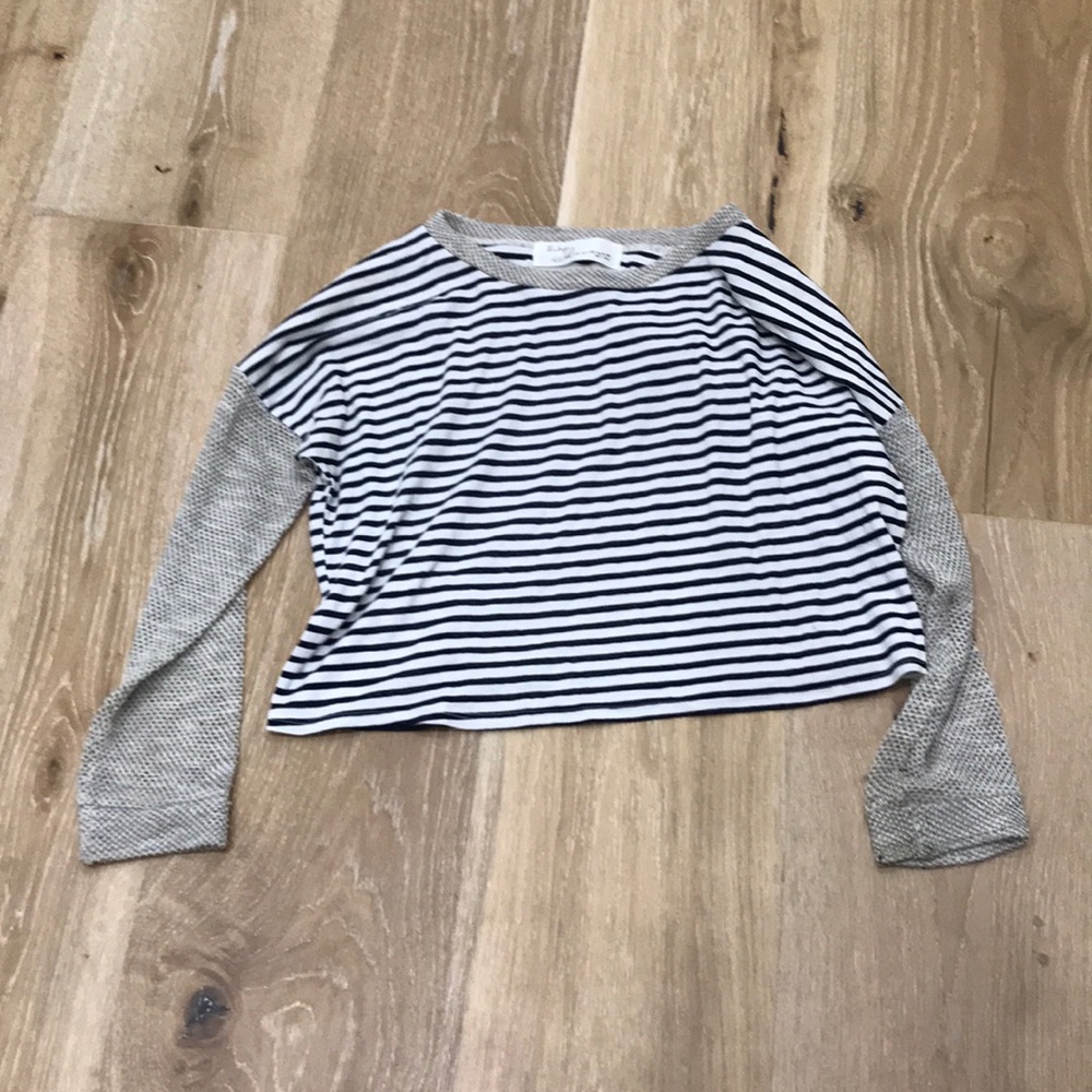pretty loving sleeve with sweater arms